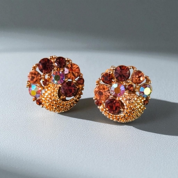 Lisner Vintage Elegant Gold and Brown Crystal  Clip On Earrings - Picture 3 of 13